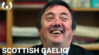 WIKITONGUES Iain speaking Scottish Gaelic [upl. by Erhard]