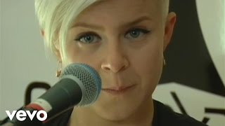 Robyn  Be Mine Live From The Cherrytree House [upl. by Dre322]