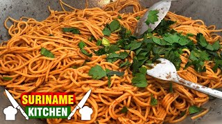 Surinaamse Bami Recept In Stappen Uitgelegd  Surinamese Spaghetti Recipe Explained In Steps [upl. by Aisila964]