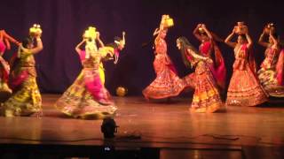 Radha Kaise Na jale  Dance  Natraj Nrityalaya Kalyan Annual Day 2017 [upl. by Froh]